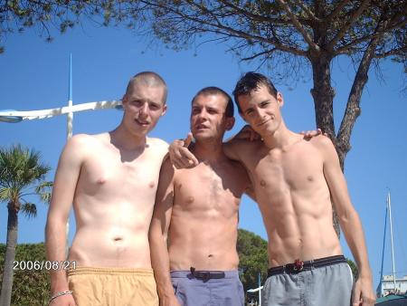 Boloss KTp Et BUrwood